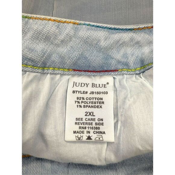 Judy Blue Women’s 2XL Jean Shorts Rainbow Stitch Light Wash Stretch Denim - Picture 7 of 7